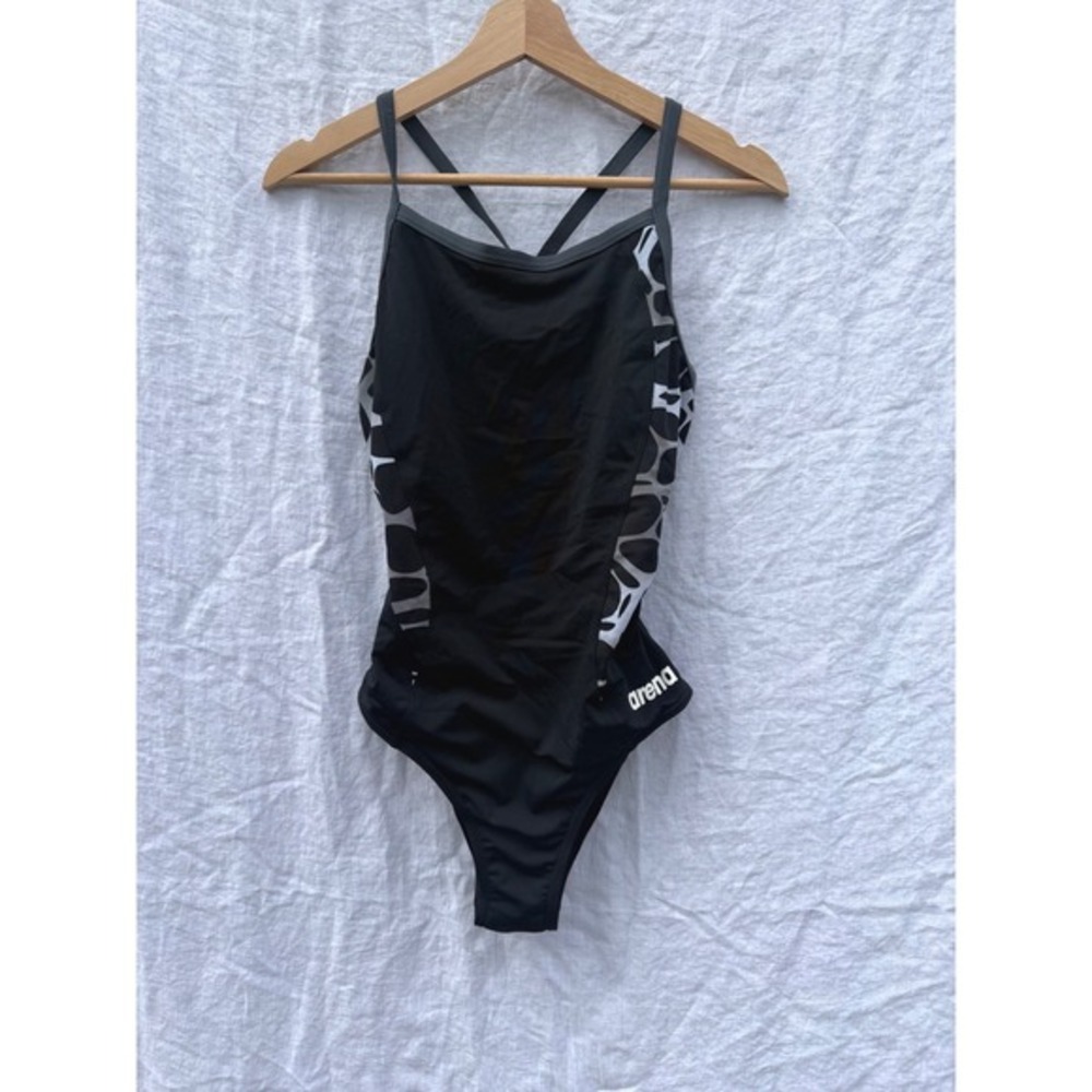 Arena Women's One Piece Swimsuit CARBONITE II Racerback One Piece Size 38